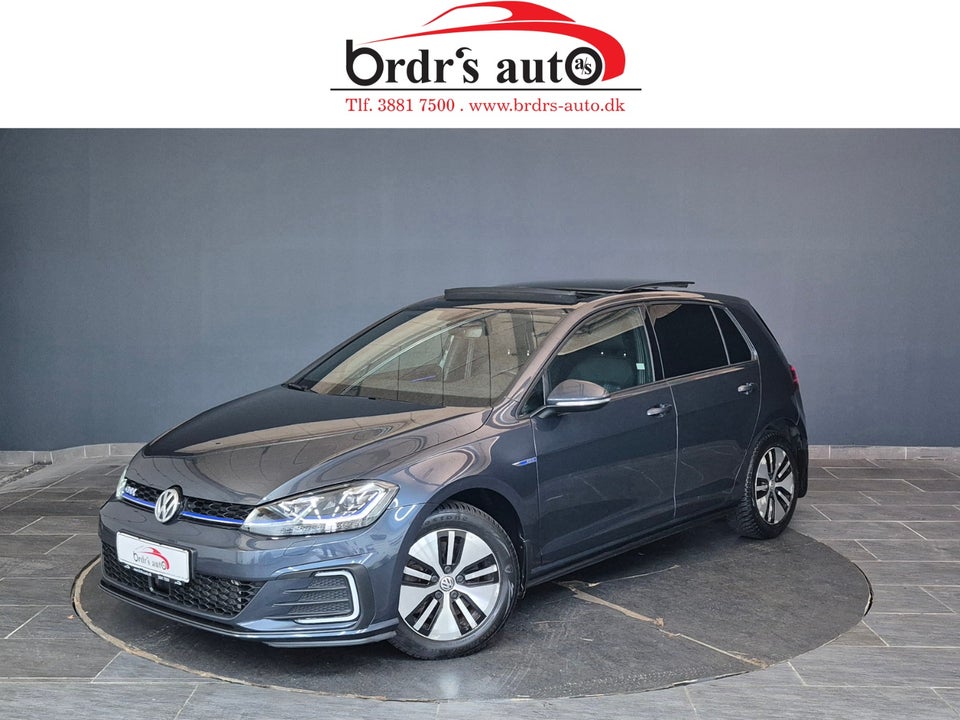 VW Golf VII 1,4 GTE DSG 5d