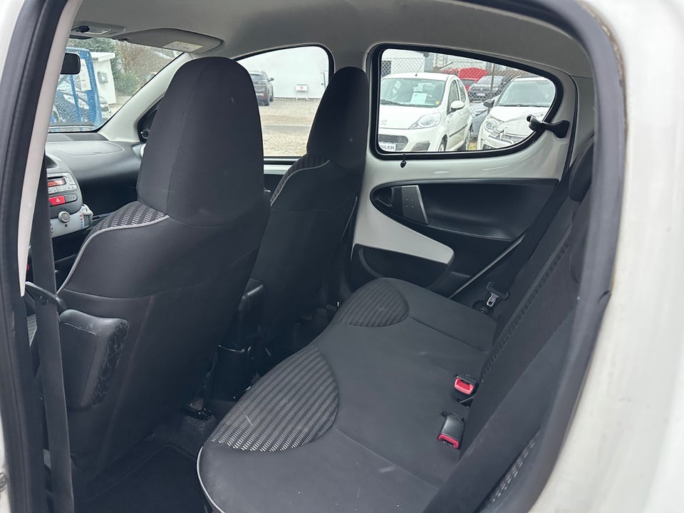 Peugeot 107 1,0 Active 5d