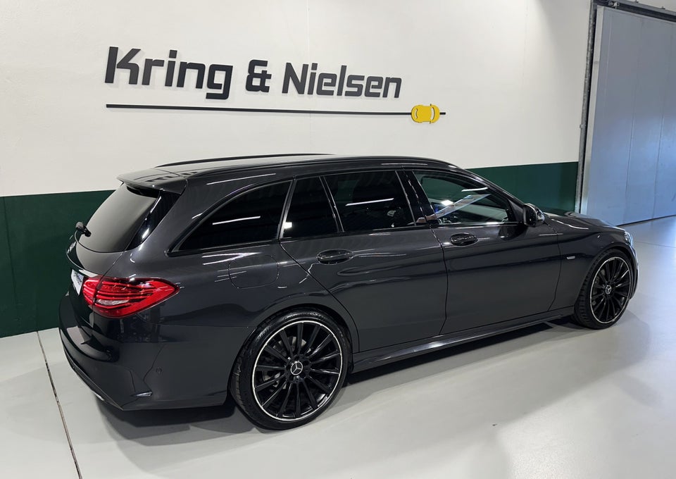 Mercedes C220 d 2,0 AMG Line Night Edition stc. aut. 5d