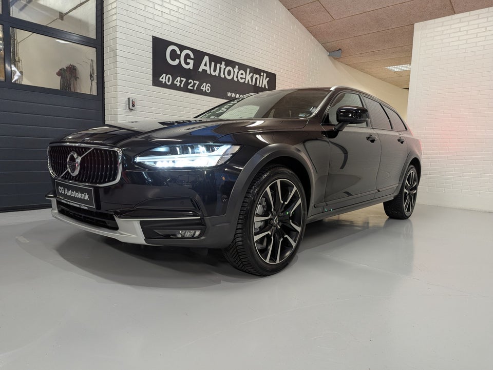 Volvo V90 CC 2,0 D5 235 aut. AWD 5d