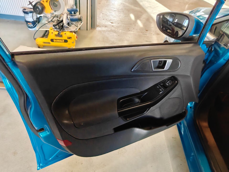 Ford Fiesta 1,0 SCTi 100 Titanium 5d