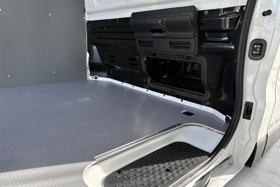 Nissan Primastar 2,0 dCi 150 L2H1 N-Connecta Van