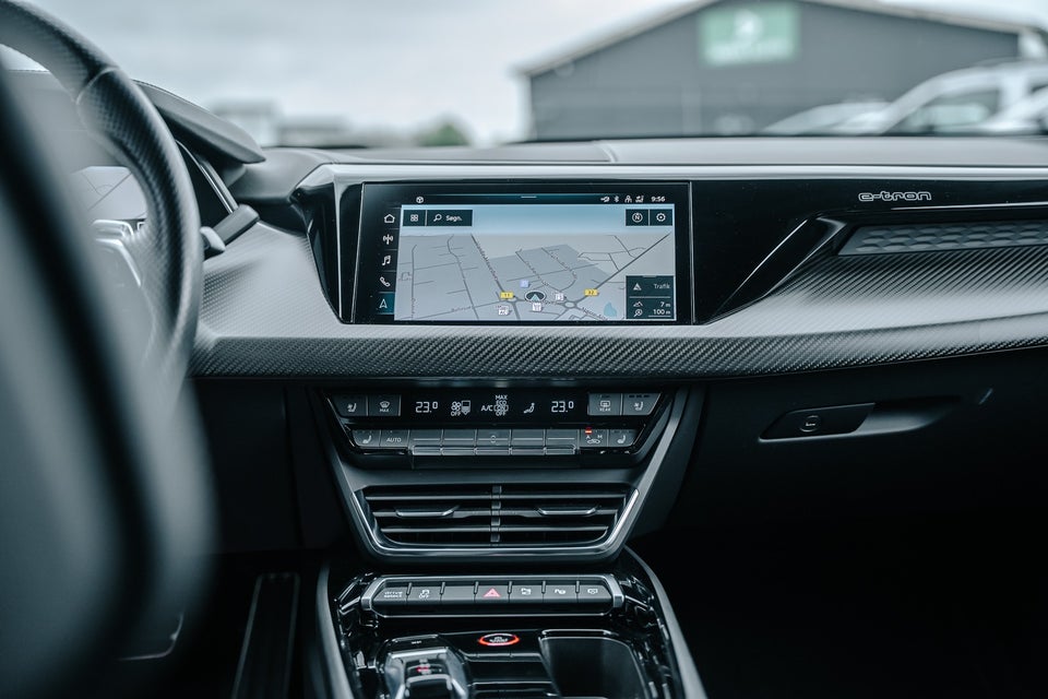 Audi RS e-tron GT quattro 4d