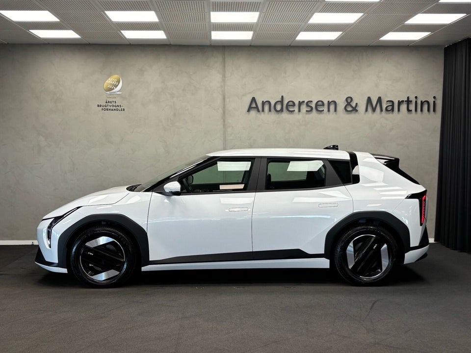 Kia EV4 58 Standard Range Access 5d