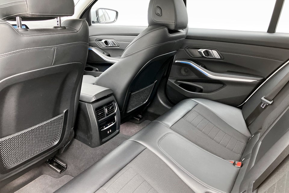 BMW 330e 2,0 Touring Sport Line aut. 5d