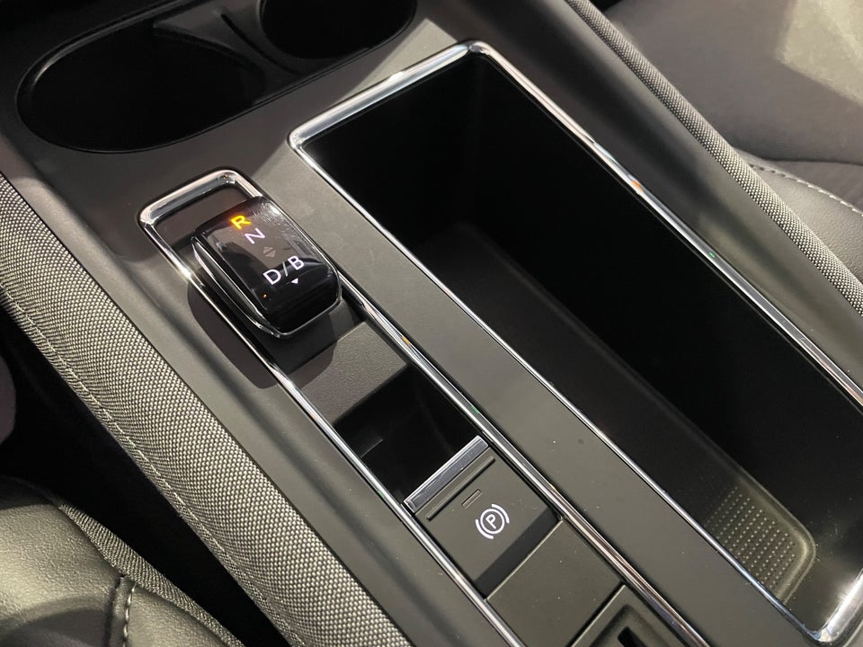 Skoda Enyaq 80 iV Plus Loft 5d