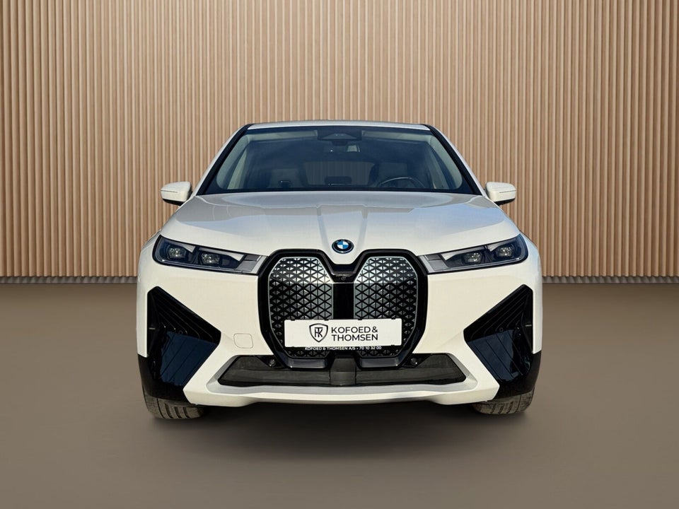 BMW iX xDrive40 Sport 5d