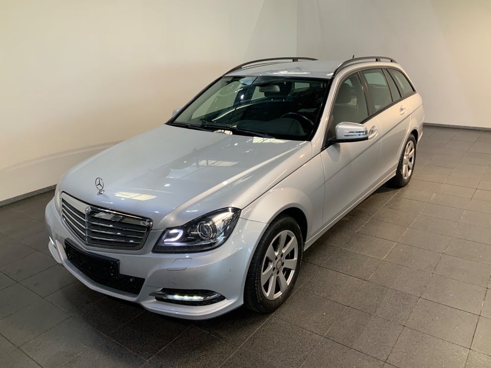 Mercedes C200 2,2 CDi Avantgarde stc. BE 5d