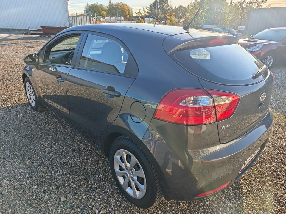 Kia Rio 1,2 CVVT Motion 5d
