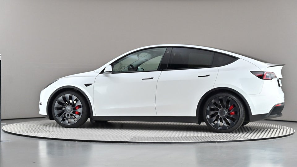 Tesla Model Y Performance AWD 5d