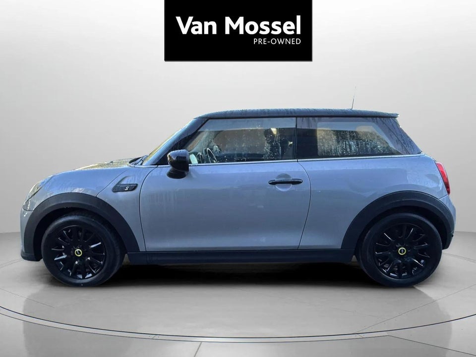 MINI Cooper SE Classic Trim 3d