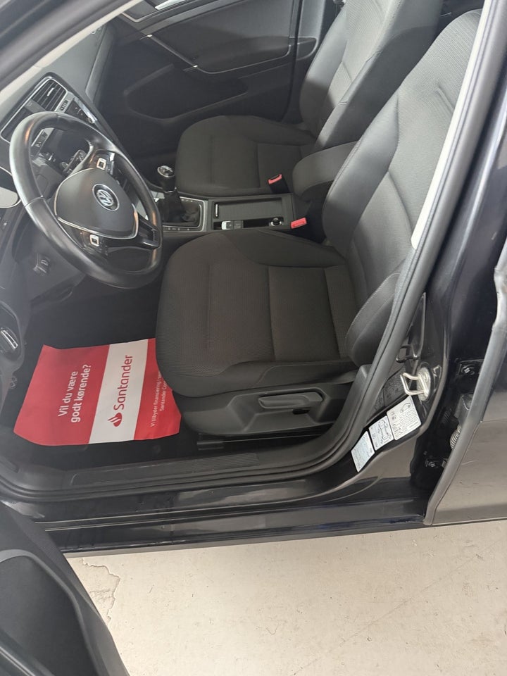 VW Golf VII 1,6 TDi 115 Comfortline Variant 5d