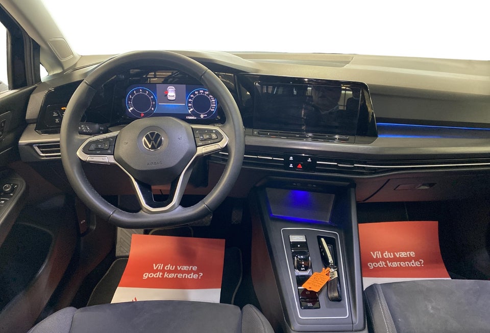 VW Golf VIII 1,5 eTSi 150 Style DSG 5d