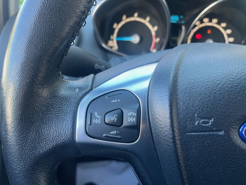 Ford Fiesta 1,0 SCTi 100 Titanium 5d