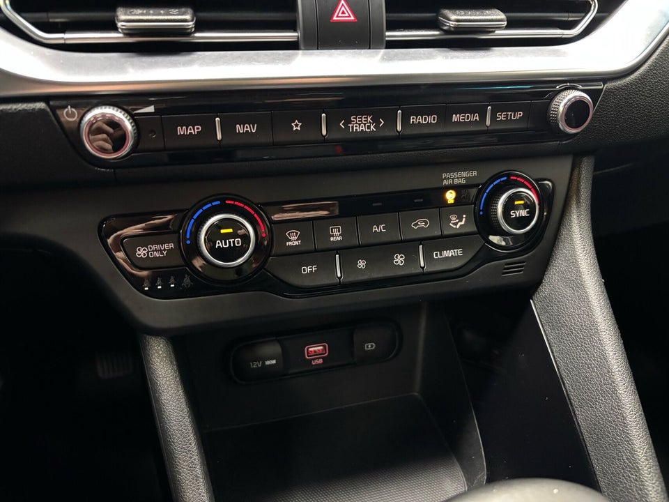 Kia Niro 1,6 PHEV Advance DCT 5d