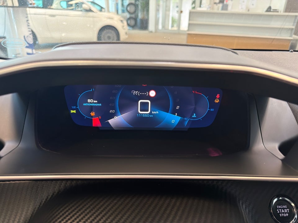 Peugeot 208 1,2 PureTech 100 Allure Sky 5d