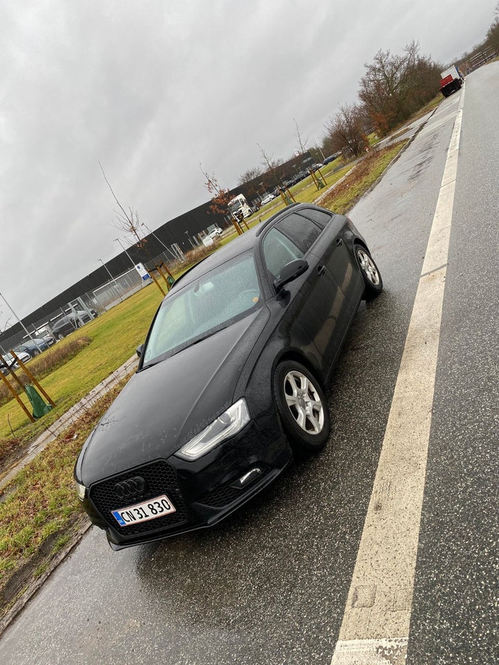 Audi A4 2,0 TDi 143 Avant Multitr. 5d