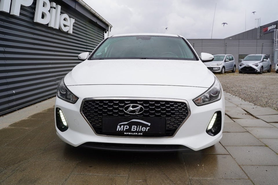 Hyundai i30 1,0 T-GDi Premium 5d