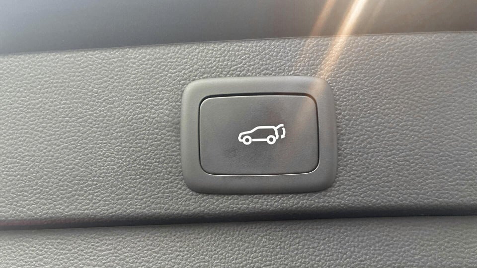 MG Marvel R Luxury 5d