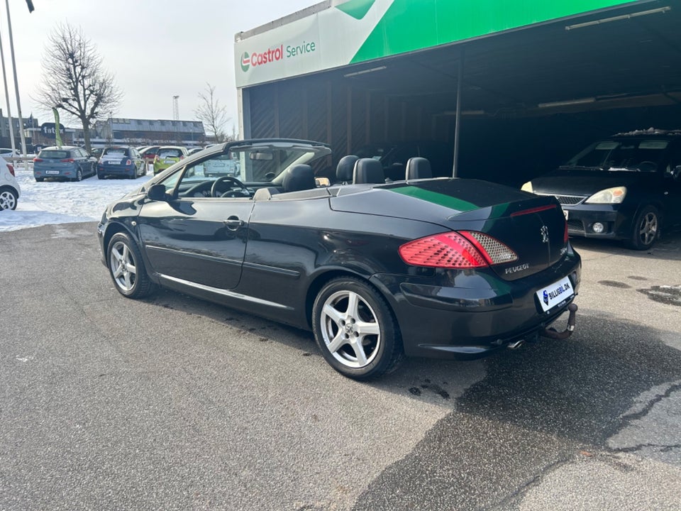 Peugeot 307 2,0 16V CC 2d
