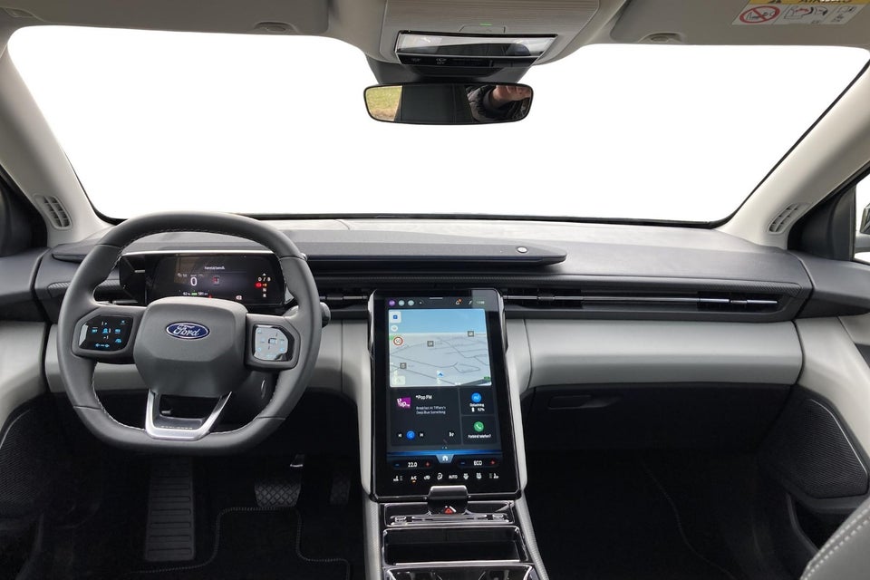 Ford Explorer 77 Premium Extended Range 5d