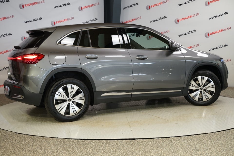 Mercedes EQA250+ Progressive Advance 5d