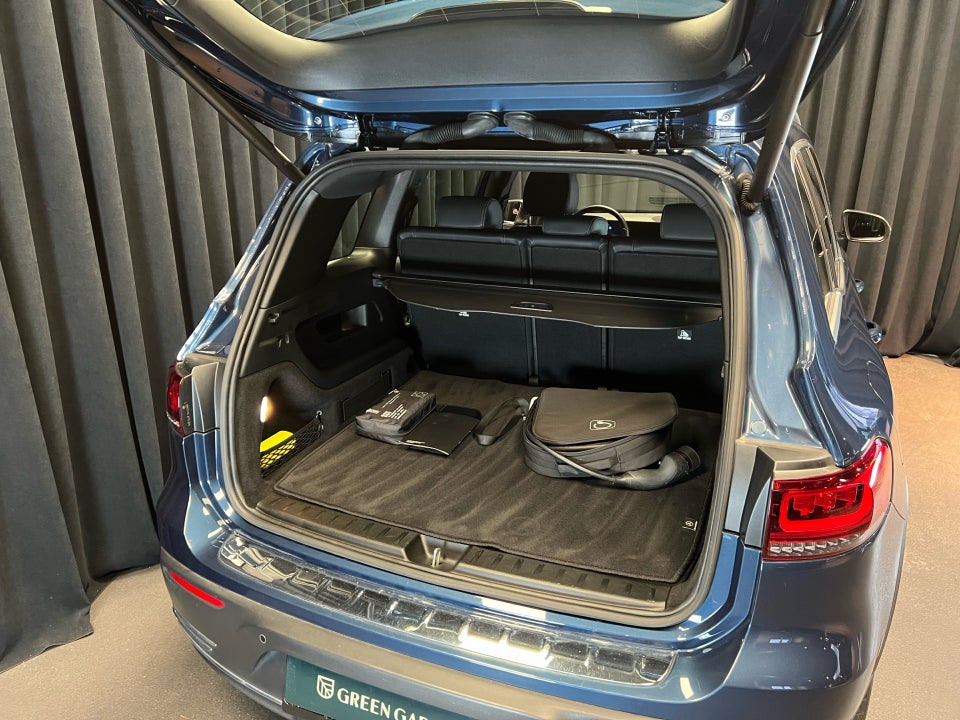Mercedes EQB250+ Progressive 5d