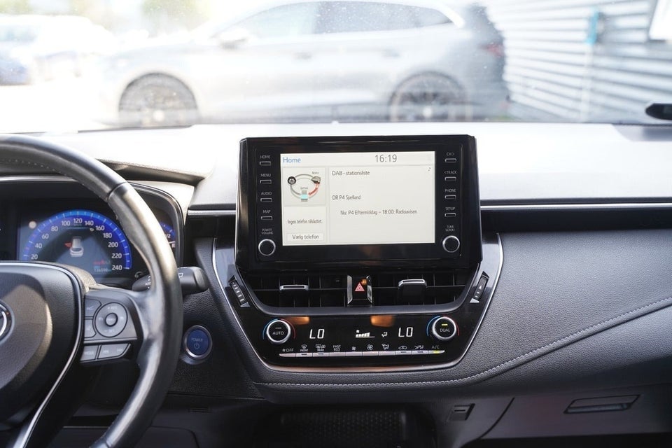 Toyota Corolla 1,8 Hybrid Active Premium Touring Sports MDS 5d