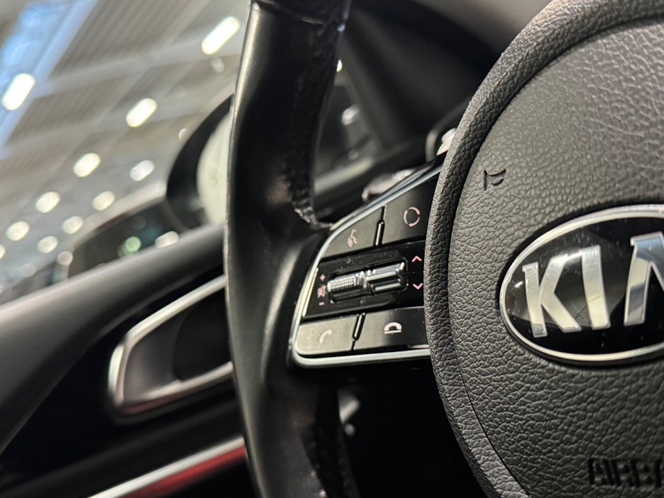 Kia Ceed 1,6 CRDi 136 Intro Edition SW DCT 5d