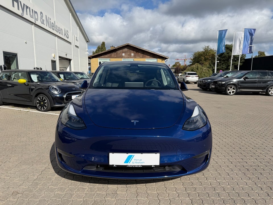 Tesla Model Y Long Range AWD 5d
