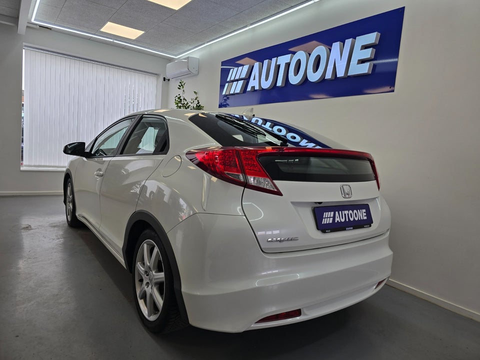 Honda Civic 1,4 i-VTEC Sport 5d