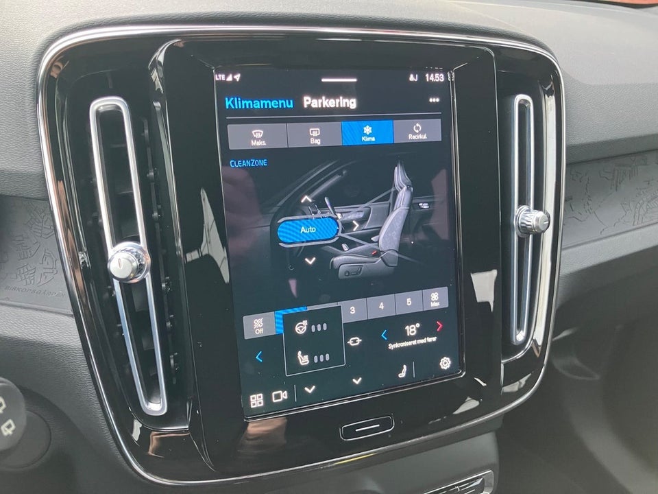 Volvo XC40 P6 ReCharge Core 5d