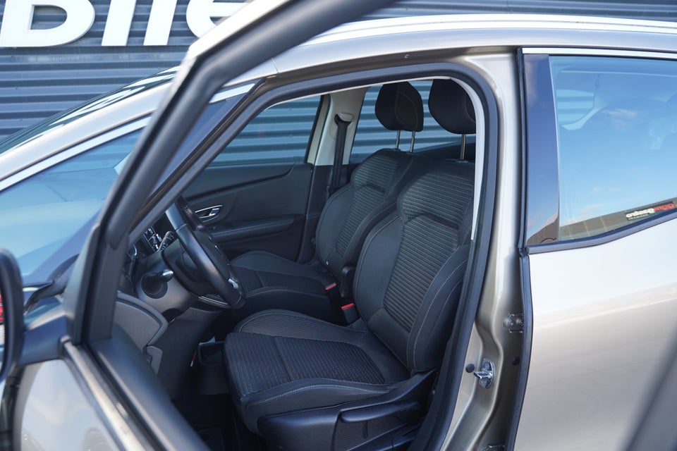 Renault Grand Scenic IV 1,5 dCi 110 Zen 7prs 5d