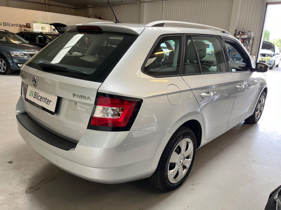 Skoda Fabia 1,2 TSi 110 Ambition Combi DSG 5d