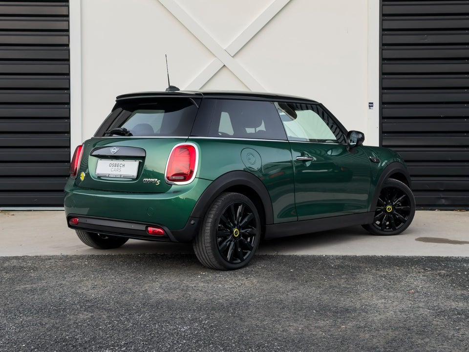 MINI Cooper SE Classic Trim 3d