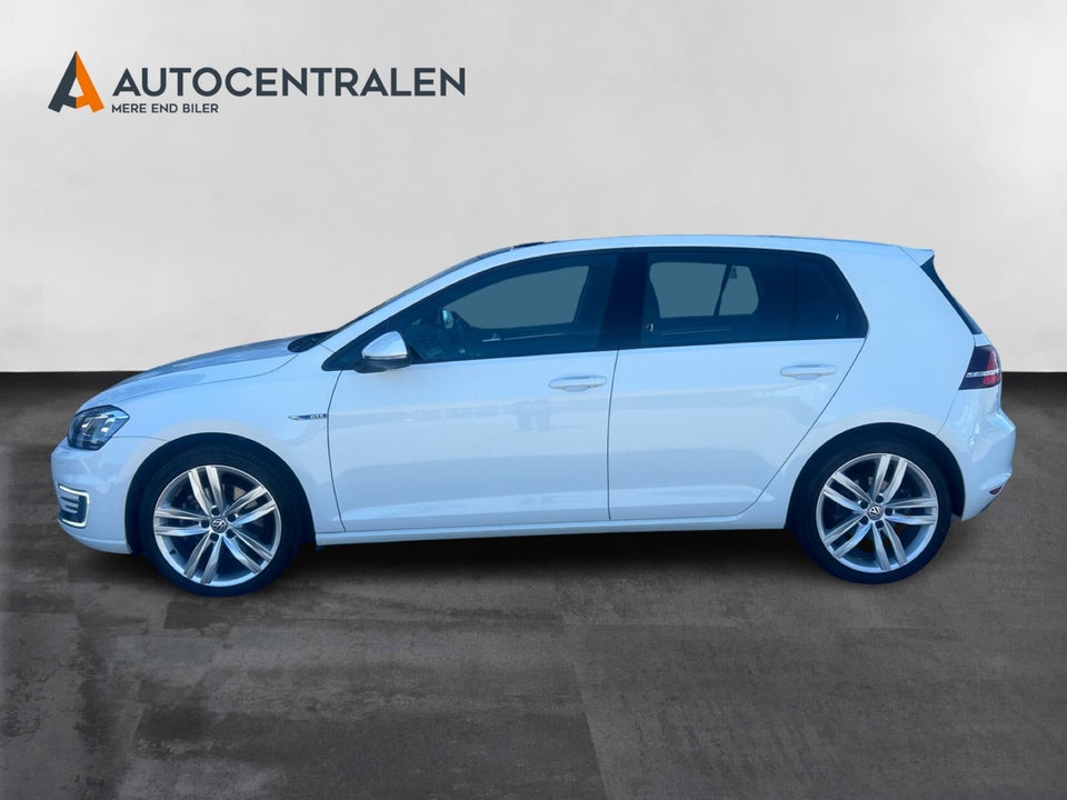 VW Golf VII 1,4 GTE DSG 5d