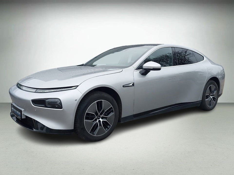 Xpeng P7 Long Range 4d