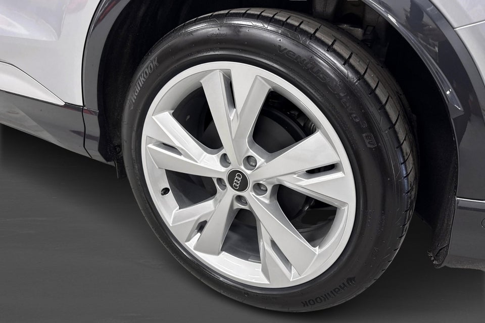 Audi Q4 e-tron 45 S-line Edition 5d