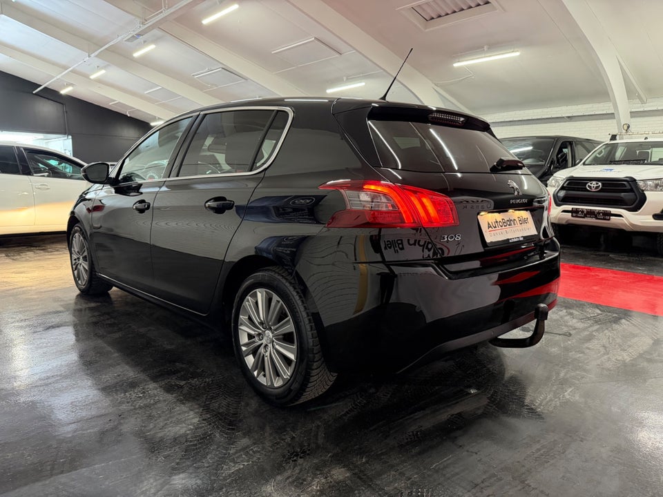 Peugeot 308 1,6 BlueHDi 120 Edition+ 5d