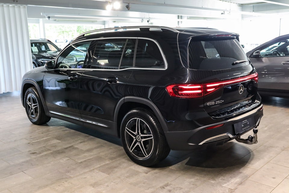 Mercedes EQB250+ AMG Edition 5d
