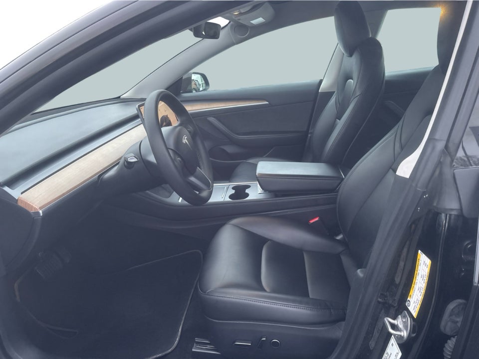 Tesla Model 3 Long Range AWD 4d