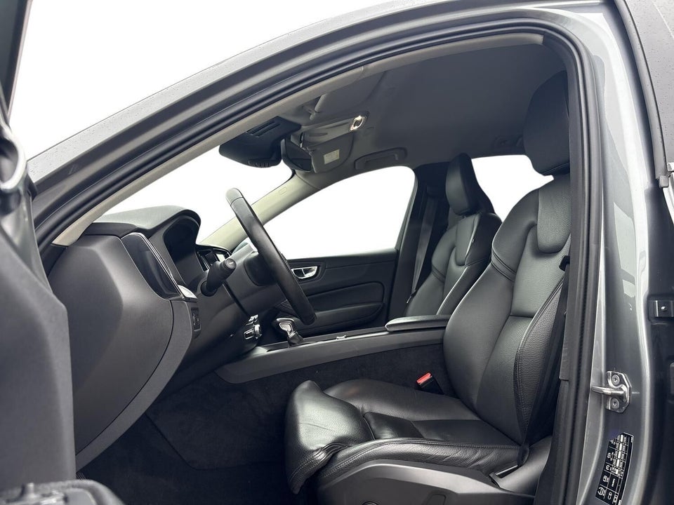 Volvo XC60 2,0 T4 190 Momentum aut. 5d