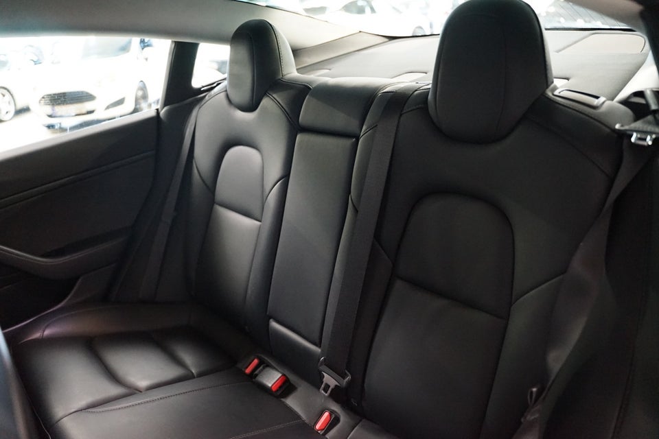 Tesla Model 3 Performance AWD 4d