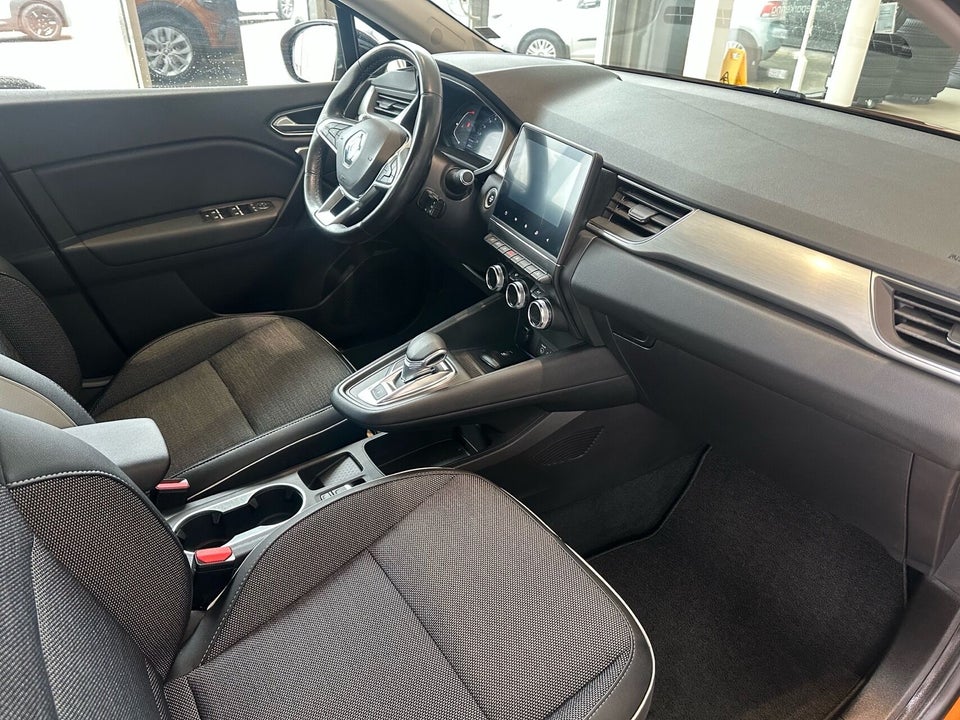 Renault Captur 1,3 TCe 130 Intens EDC 5d