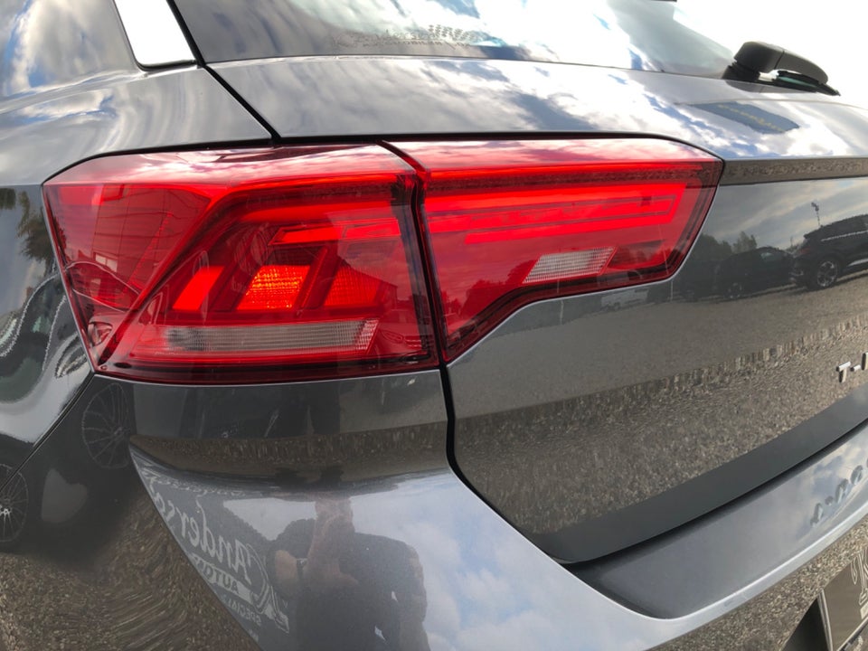 VW T-Roc 1,0 TSi 115 Style 5d