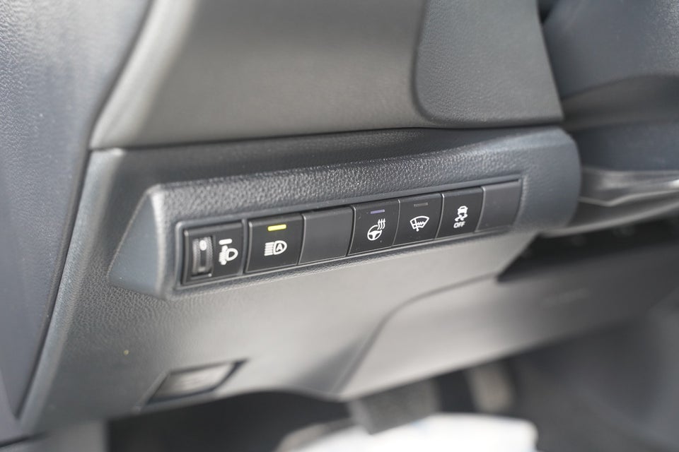 Toyota Corolla 1,8 Hybrid H3 Design MDS 5d