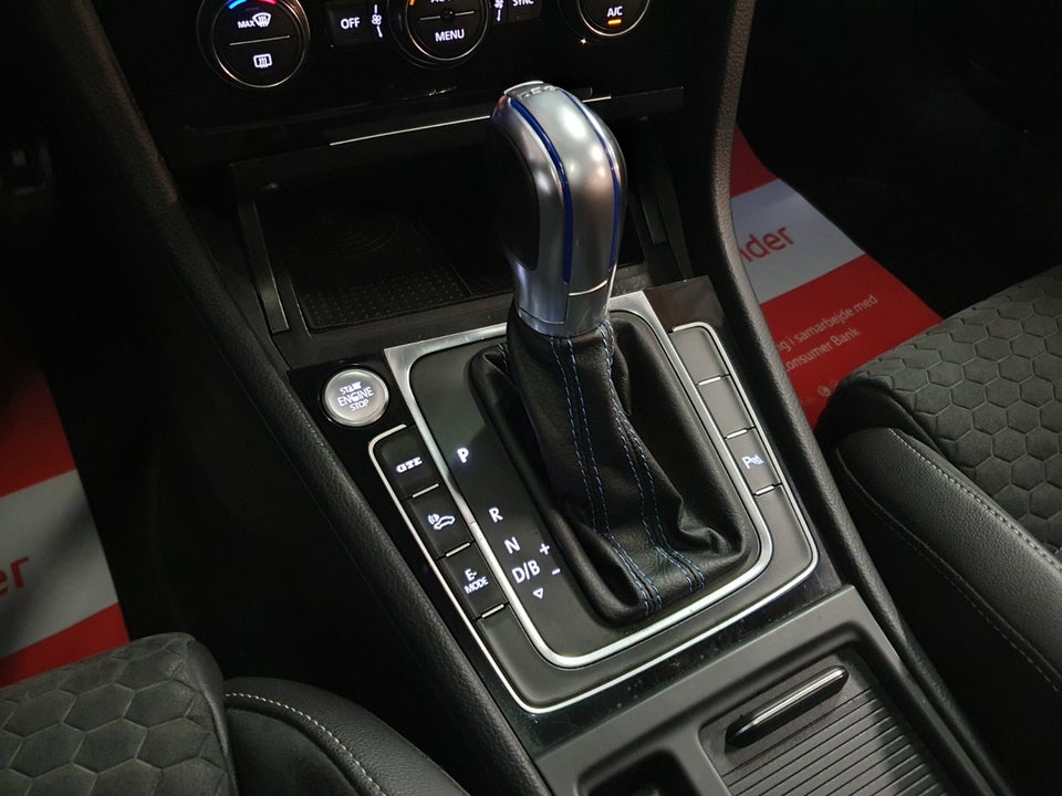 VW Golf VII 1,4 GTE DSG 5d