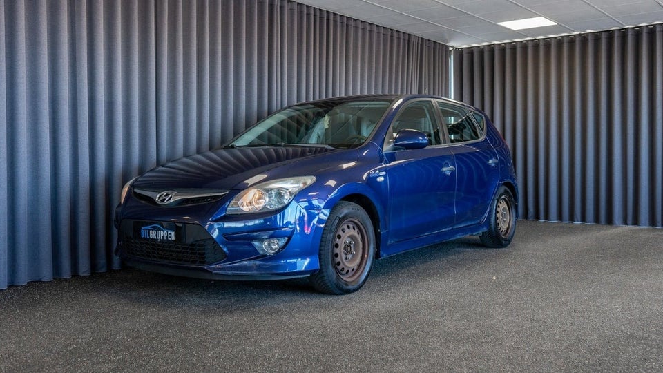 Hyundai i30 1,6 CRDi 90 Blue Drive 5d