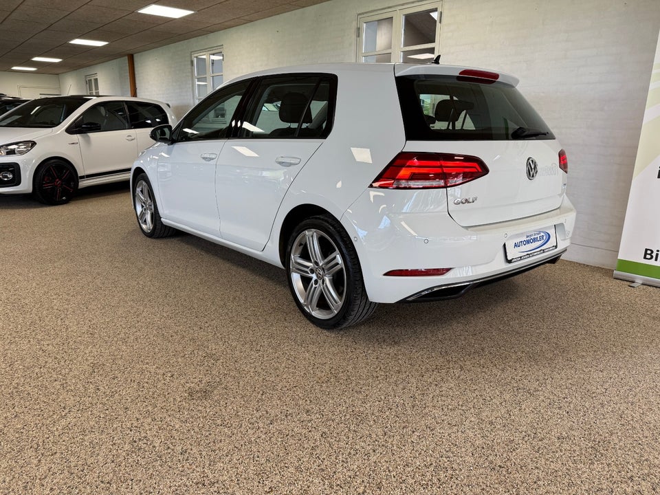 VW Golf VII 1,6 TDi 115 Comfortline 5d