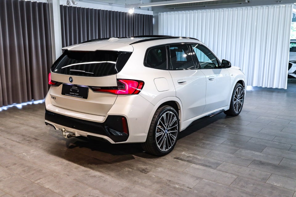 BMW iX1 xDrive30 M-Sport Premium 5d